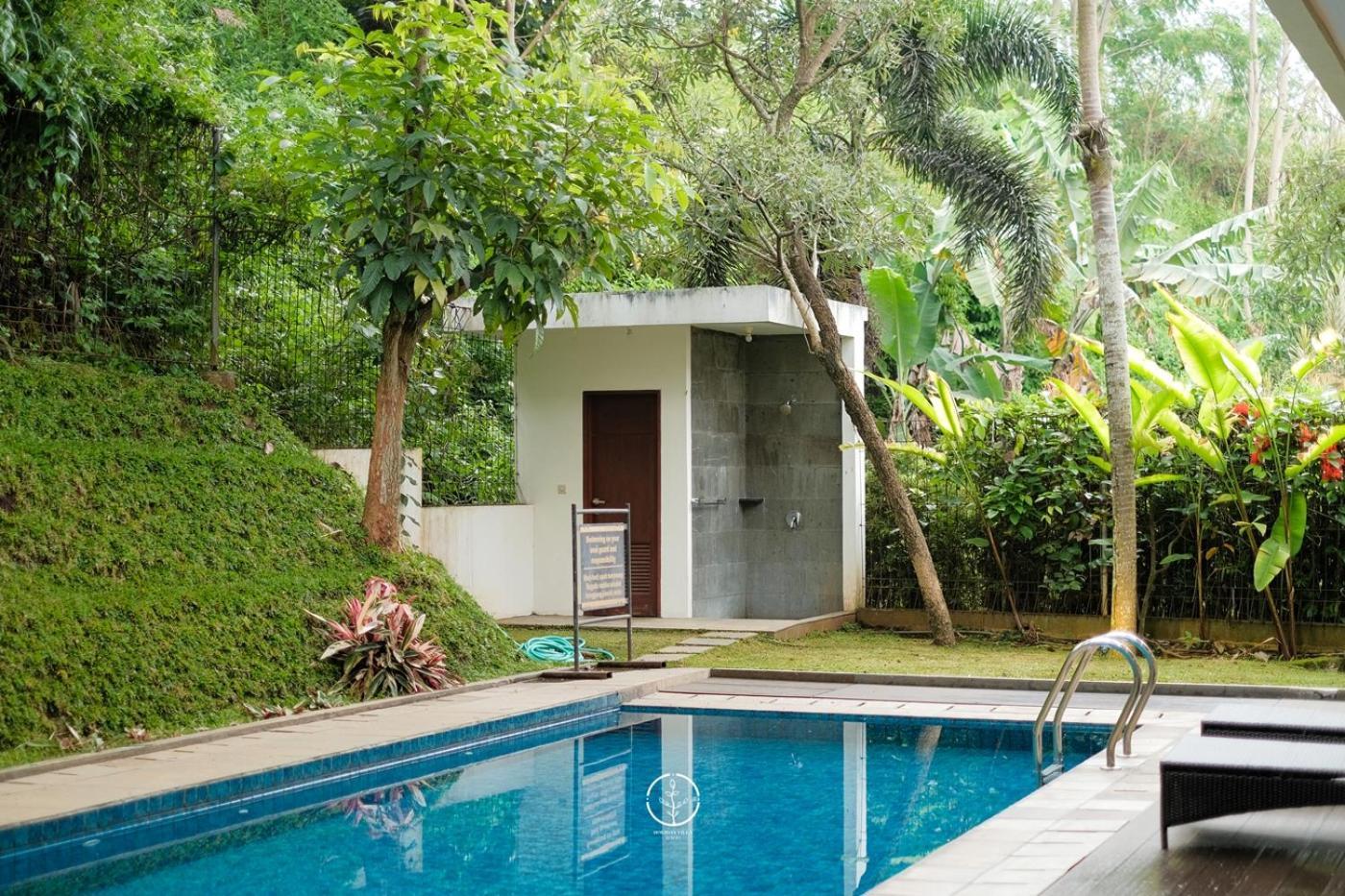 Oyama City View Villa 4 Bedrooms With A Private Swimming Pool Бандунг Екстериор снимка